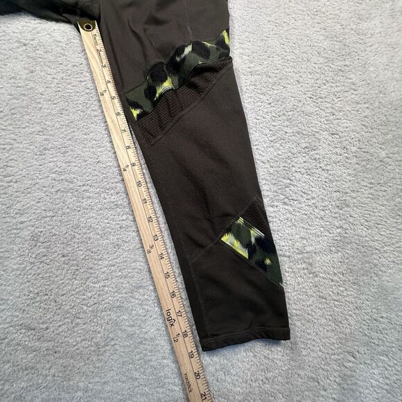 Betsey Johnson Performance Capri Workout Leggings Womens S Yoga Pants Leopard - Picture 6 of 7
